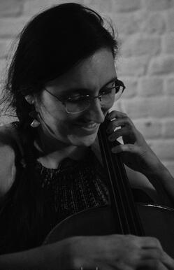Noémi au Violoncelle